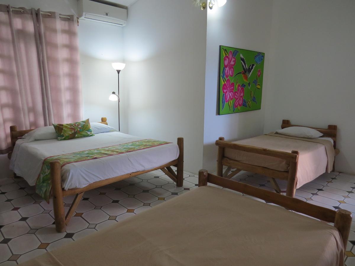 El Mono Loco Hotel 2* Tamarindo